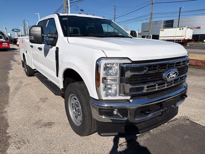 2027 Ford Super Duty F-350 SRW XL 4WD Crew Cab 179 WB 60 CA