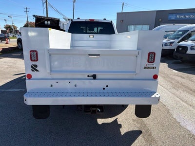 2027 Ford Super Duty F-350 SRW XL 4WD Crew Cab 179 WB 60 CA