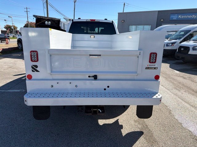 2027 Ford Super Duty F-350 SRW XL 4WD Crew Cab 179 WB 60 CA