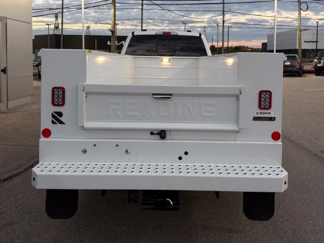 2027 Ford Super Duty F-350 SRW XL 4WD Crew Cab 179 WB 60 CA