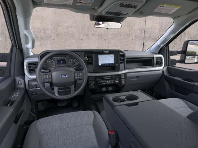 2026 Ford Super Duty F-450 DRW XL 4WD SuperCab 192 WB 84 CA