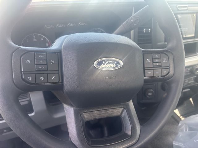 2026 Ford Super Duty F-550 DRW XL 2WD Reg Cab 205 WB 120 CA