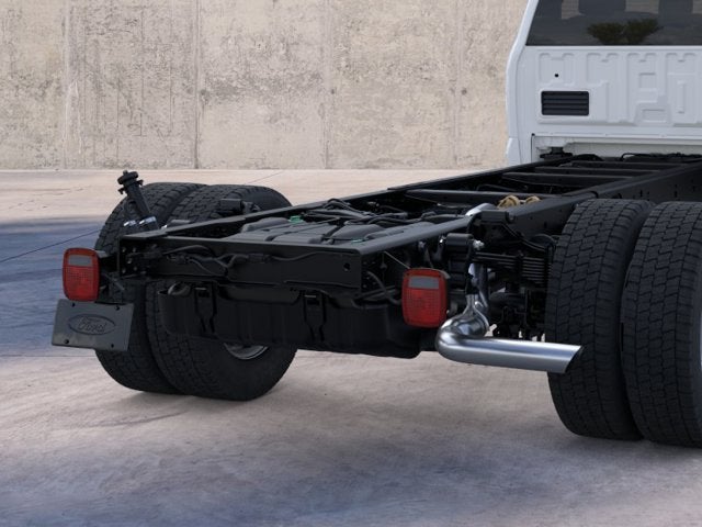 2026 Ford Super Duty F-550 DRW XL 2WD Reg Cab 205 WB 120 CA