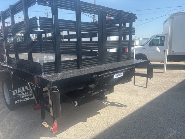 2026 Ford Super Duty F-550 DRW XL 2WD Reg Cab 205 WB 120 CA