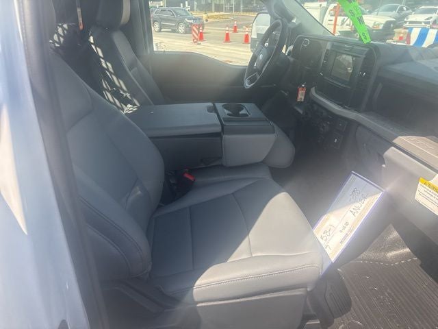 2026 Ford Super Duty F-550 DRW XL 2WD Reg Cab 205 WB 120 CA