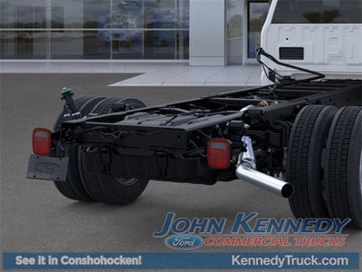 2026 Ford Super Duty F-550 DRW XL 4WD Reg Cab 205 WB 120 CA