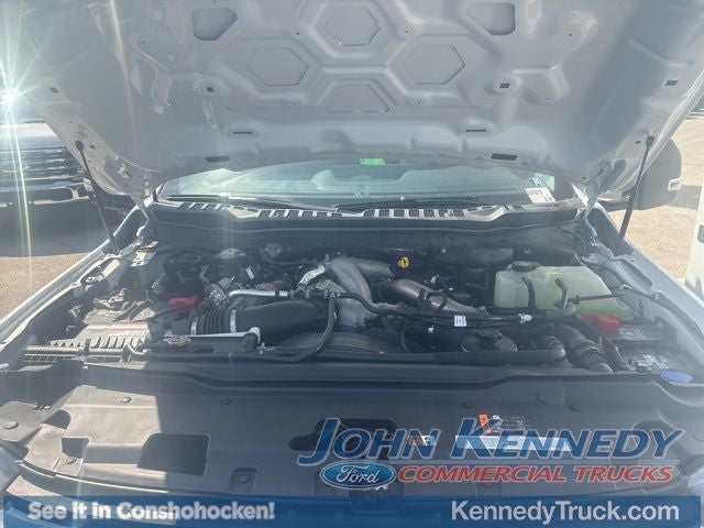 2026 Ford Super Duty F-550 DRW XL 4WD Reg Cab 205 WB 120 CA