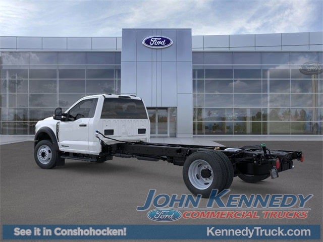 2026 Ford Super Duty F-550 DRW XL 4WD Reg Cab 205 WB 120 CA