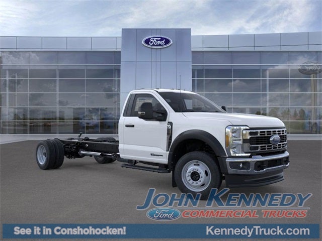 2026 Ford Super Duty F-550 DRW XL 4WD Reg Cab 205 WB 120 CA