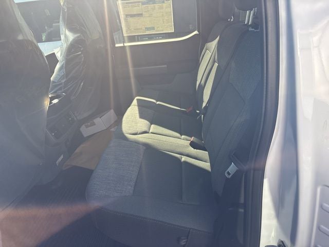 2026 Ford Super Duty F-550 DRW XLT 4WD Crew Cab 203 WB 84 CA
