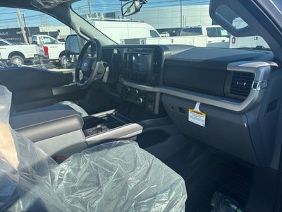 2026 Ford Super Duty F-550 DRW XLT 4WD Crew Cab 203 WB 84 CA