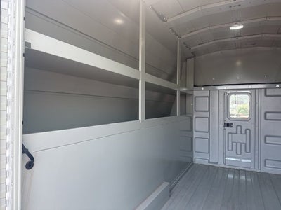 2025 Ford E-Series Cutaway E-350 SRW 138 WB