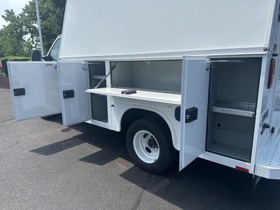 2025 Ford E-Series Cutaway E-350 SRW 138 WB