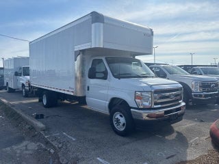 2026 Ford E-Series Cutaway E-450 DRW 176 WB