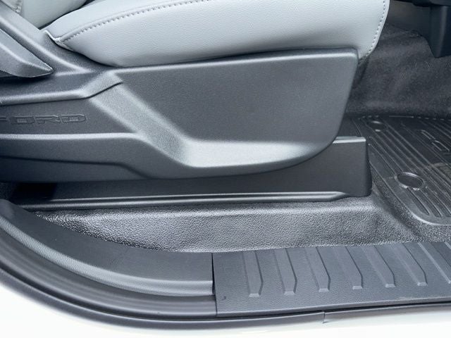 2026 Ford Super Duty F-250 SRW XL 4WD Reg Cab 8' Box