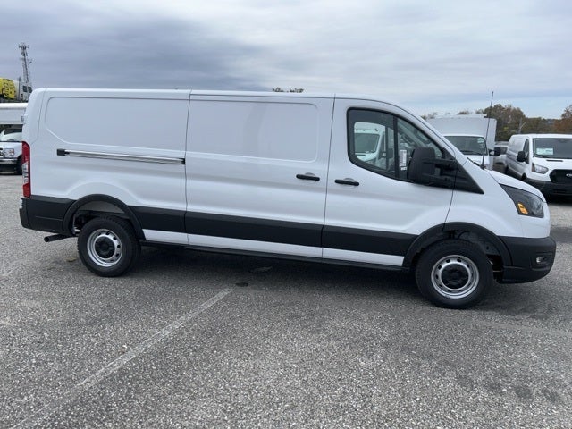 2025 Ford Transit Cargo Van T-250 130 Low Rf 9070 GVWR RWD