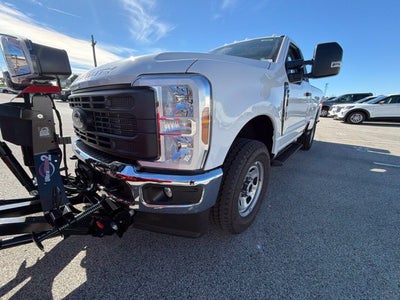 2026 Ford Super Duty F-350 SRW XL 4WD Reg Cab 8' Box
