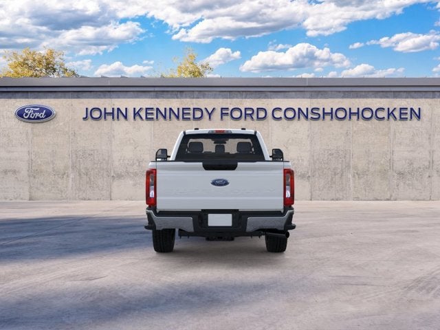 2026 Ford Super Duty F-350 SRW XL 4WD Reg Cab 8' Box