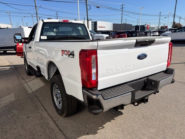2026 Ford Super Duty F-350 SRW XL 4WD Reg Cab 8' Box