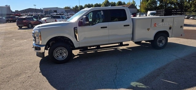 2026 Ford Super Duty F-350 SRW XL 4WD Crew Cab 179 WB 60 CA