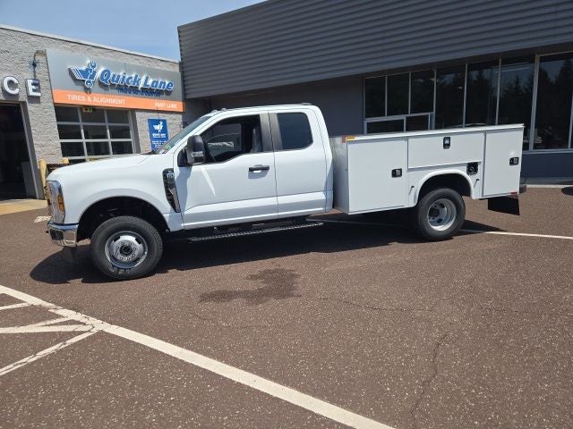 2025 Ford Super Duty F-350 DRW XL 4WD SuperCab 168 WB 60 CA