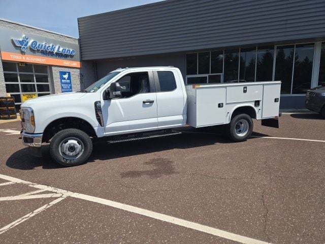 2025 Ford Super Duty F-350 DRW XL 4WD SuperCab 168 WB 60 CA