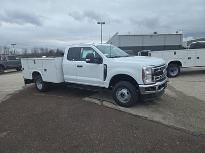 2025 Ford Super Duty F-350 DRW XL 4WD SuperCab 168 WB 60 CA