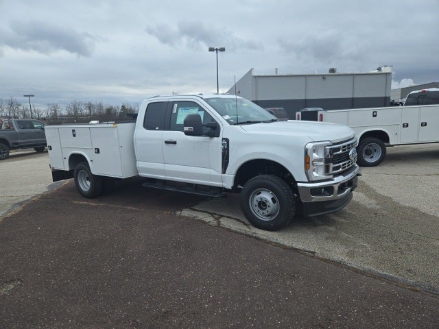 2025 Ford Super Duty F-350 DRW XL 4WD SuperCab 168 WB 60 CA