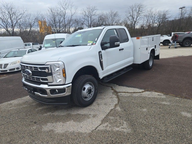 2025 Ford Super Duty F-350 DRW XL 4WD SuperCab 168 WB 60 CA