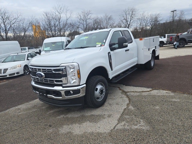 2025 Ford Super Duty F-350 DRW XL 4WD SuperCab 168 WB 60 CA