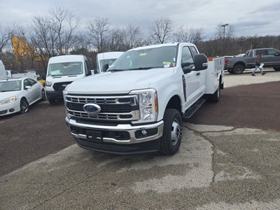 2025 Ford Super Duty F-350 DRW XL 4WD SuperCab 168 WB 60 CA