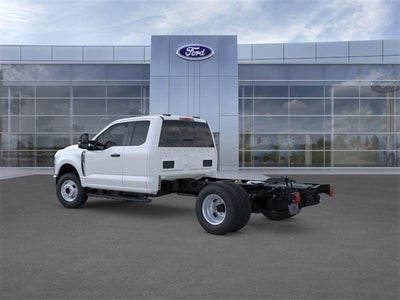 2025 Ford Super Duty F-350 DRW XL 4WD SuperCab 168 WB 60 CA