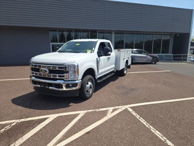 2025 Ford Super Duty F-350 DRW XL 4WD SuperCab 168 WB 60 CA