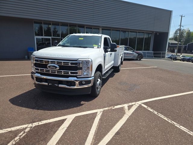 2025 Ford Super Duty F-350 DRW XL 4WD SuperCab 168 WB 60 CA