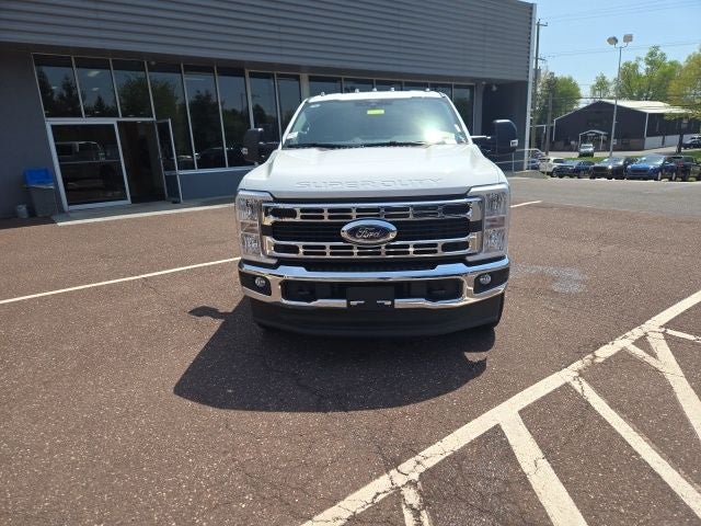 2025 Ford Super Duty F-350 DRW XL 4WD SuperCab 168 WB 60 CA