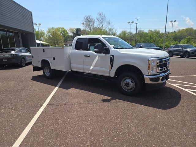 2025 Ford Super Duty F-350 DRW XL 4WD SuperCab 168 WB 60 CA