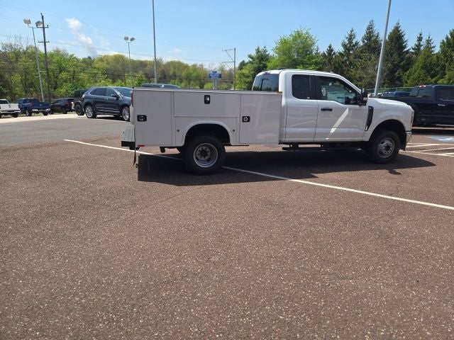 2025 Ford Super Duty F-350 DRW XL 4WD SuperCab 168 WB 60 CA