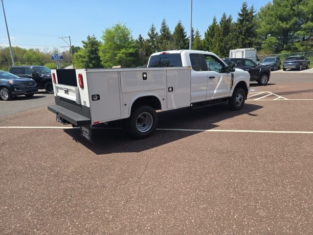 2025 Ford Super Duty F-350 DRW XL 4WD SuperCab 168 WB 60 CA