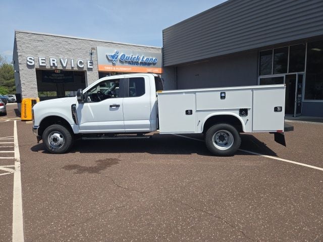 2025 Ford Super Duty F-350 DRW XL 4WD SuperCab 168 WB 60 CA