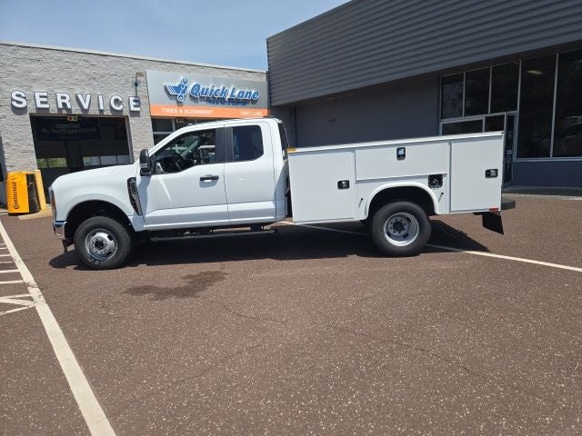 2025 Ford Super Duty F-350 DRW XL 4WD SuperCab 168 WB 60 CA
