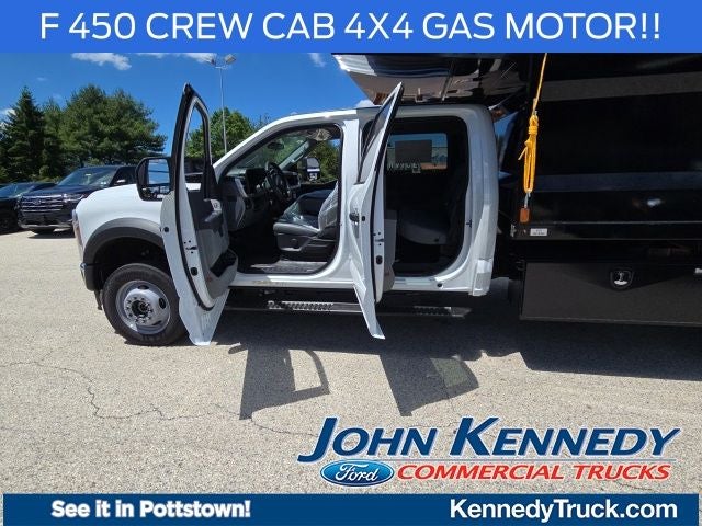 2026 Ford Super Duty F-450 DRW XL 4WD Crew Cab 203 WB 84 CA
