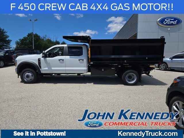 2026 Ford Super Duty F-450 DRW XL 4WD Crew Cab 203 WB 84 CA