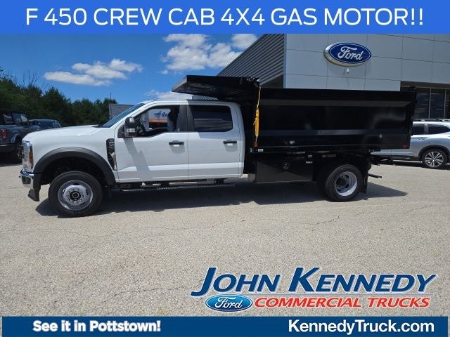 2026 Ford Super Duty F-450 DRW XL 4WD Crew Cab 203 WB 84 CA