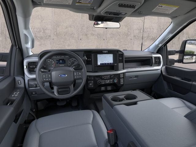 2026 Ford Super Duty F-450 DRW XL 4WD Crew Cab 203 WB 84 CA