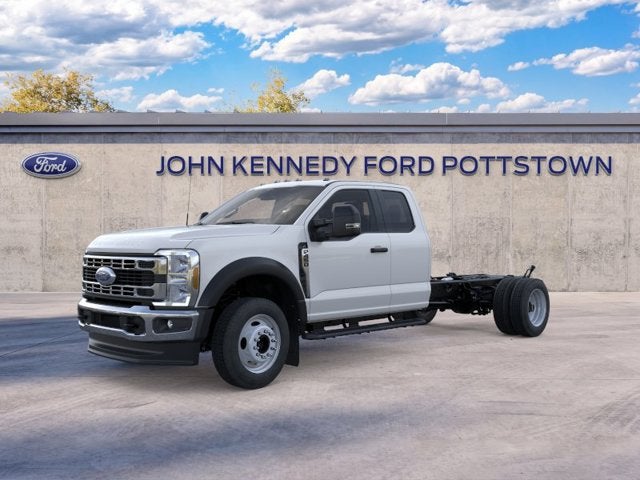 2026 Ford Super Duty F-450 DRW XL 4WD SuperCab 168 WB 60 CA