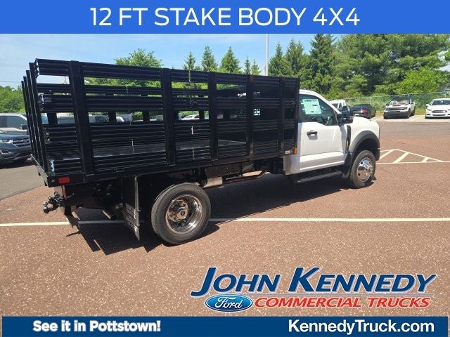 2026 Ford Super Duty F-550 DRW XL 4WD Reg Cab 169 WB 84 CA