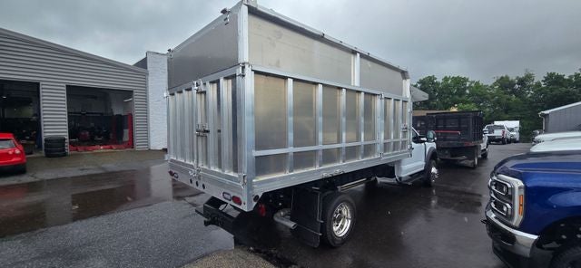 2026 Ford Super Duty F-550 DRW XL 4WD Reg Cab 193 WB 108 CA