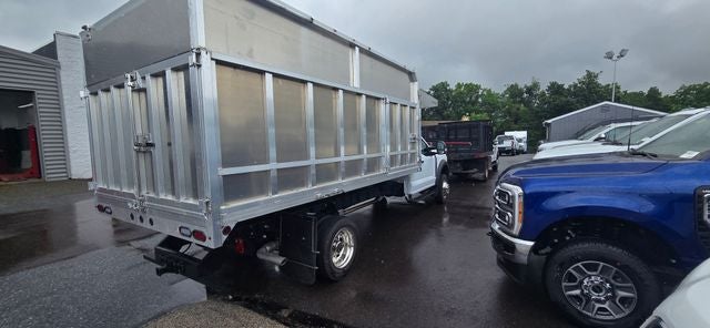 2026 Ford Super Duty F-550 DRW XL 4WD Reg Cab 193 WB 108 CA