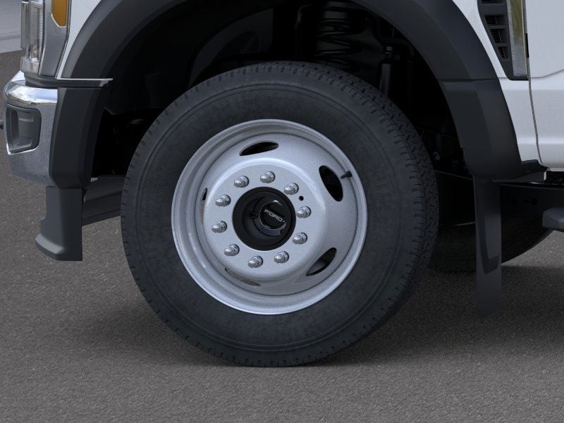 2026 Ford Super Duty F-550 DRW XL 4WD Reg Cab 205 WB 120 CA