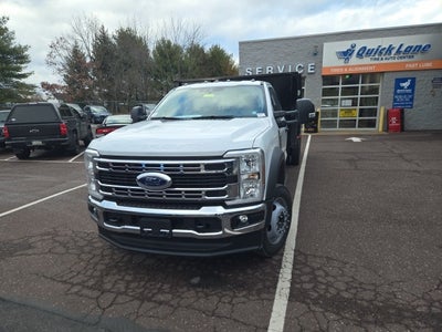 2026 Ford Super Duty F-550 DRW XL 4WD Reg Cab 205 WB 120 CA